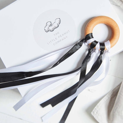 Monochrome Ribbon Ring