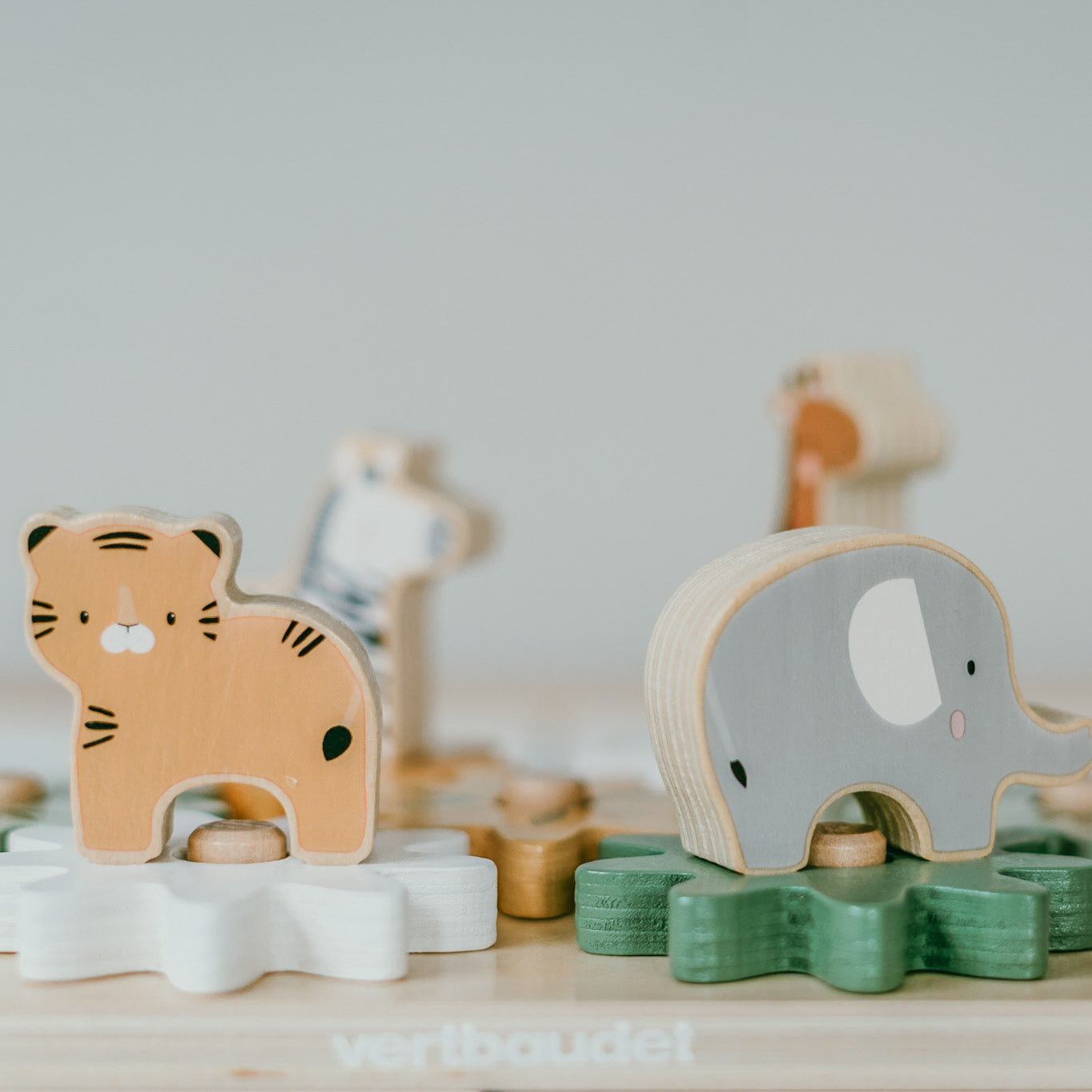 Safari Animals Cog Board